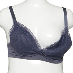 西松屋授乳胸圍孕前產後胸圍交叉開口帶模製杯胸圍